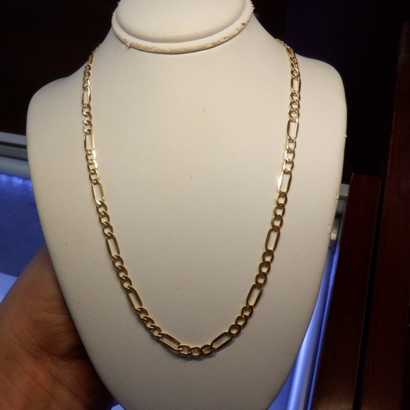 Jewelry - New 14k  gold Figaro chain